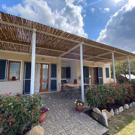 Villetta Di Rosa Procchio  Zewnętrze zdjęcie